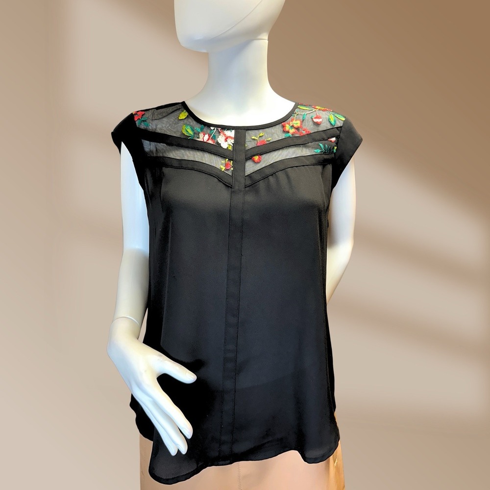 Candi's Ladies Cute Black Semi-Sheer Embroidered Top Blouse Flirty Fun Sz XL